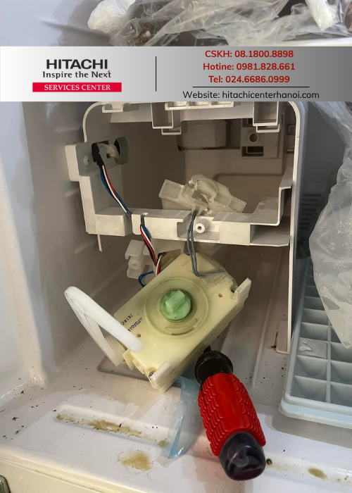 Khắc phục lỗi tủ lạnh Hitachi không làm đá tự động trong 5 bước (2)
